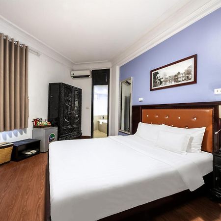 A25 Hotel - 96 Hai Ba Trung Ханой Екстер'єр фото
