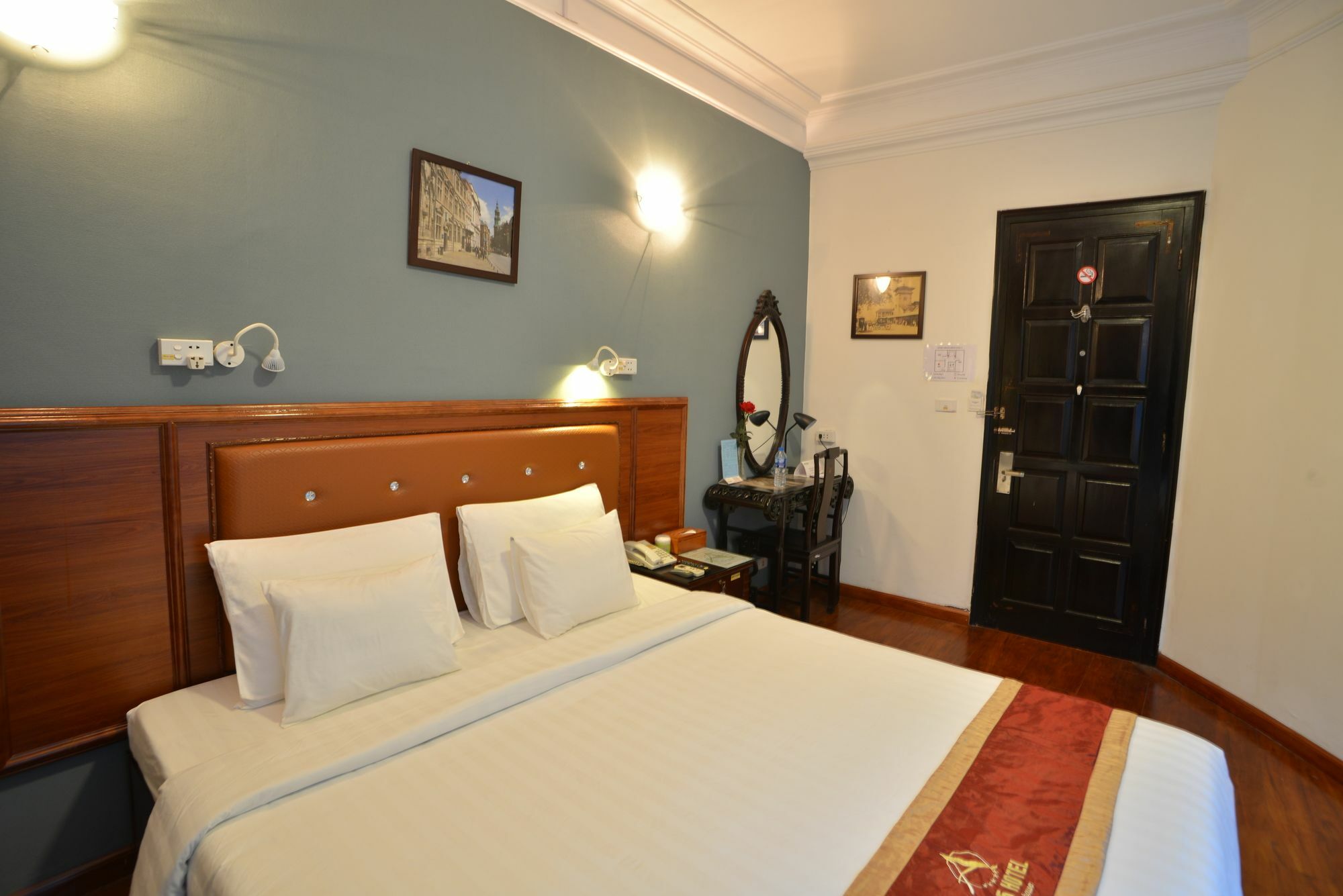 A25 Hotel - 96 Hai Ba Trung Ханой Екстер'єр фото